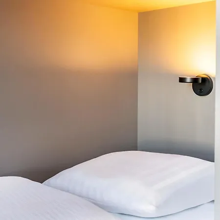 Koeln-troisdorf 3* ترويسدورف